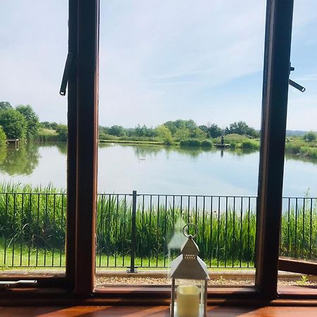 Bransford Farm Fishery & B & B Dış mekan fotoğraf