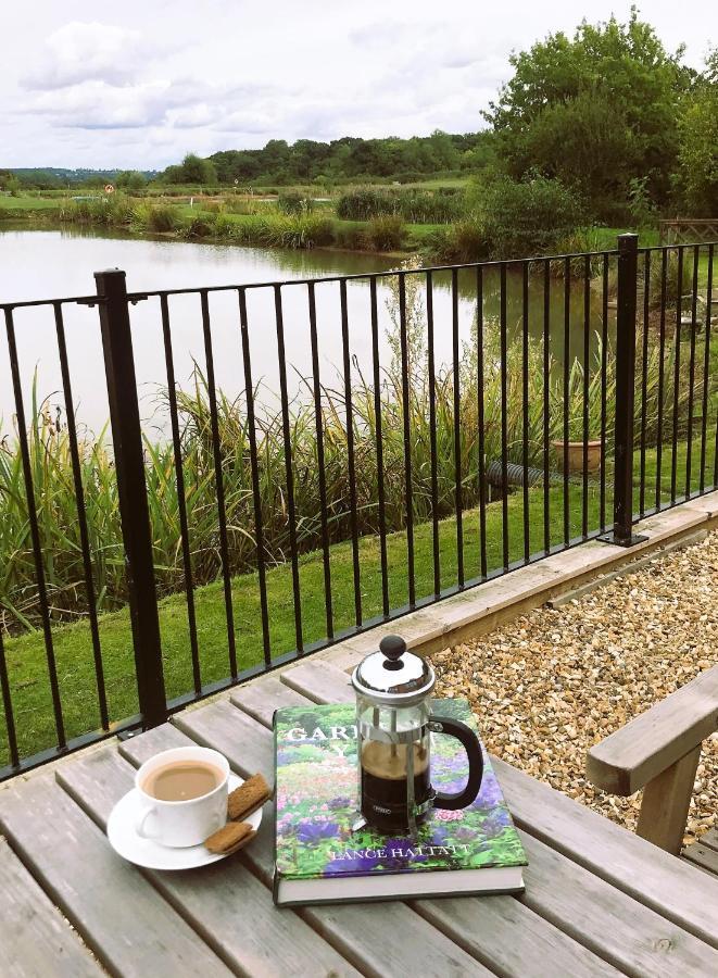 Bransford Farm Fishery & B & B Dış mekan fotoğraf